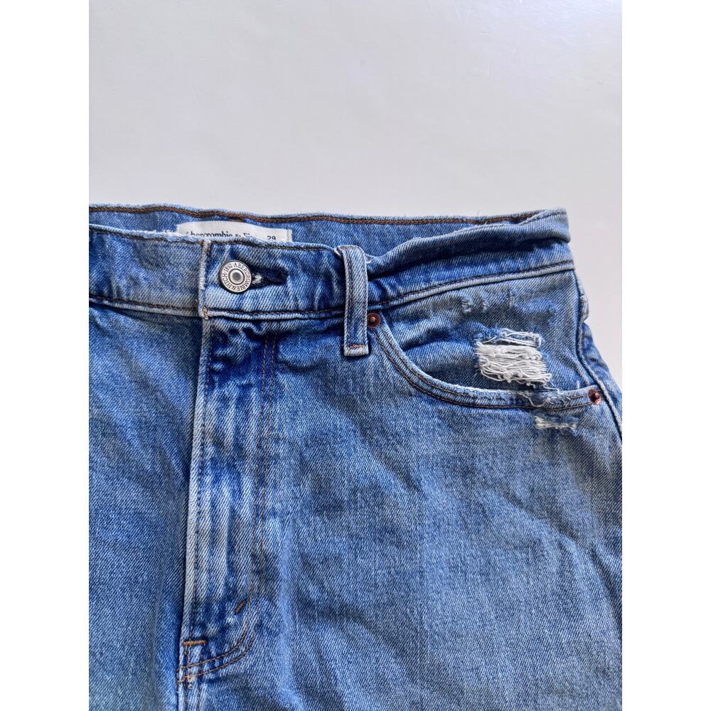 Abercrombie & Fitch The 4” Mom Short High Rise Curve Love - Picture 4 of 8